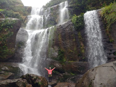 奇跡の晴れ間で景色も堪能。西表島ユツンの滝トレッキングツアー